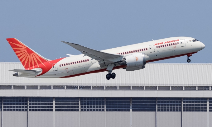Máy bay Boeing 787 Dreamliner của Air India tại Tokyo, Nhật Bản, hồi tháng 4. Ảnh: Reuters