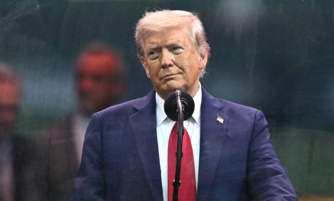 Tổng thống Mỹ tại lễ duyệt binh ở Washington ngày 14/6. Ảnh: AFP