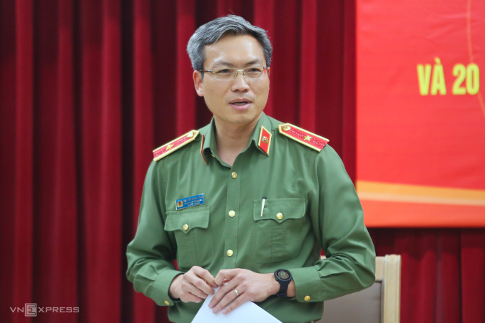 Thiếu tướng Nguyễn Quốc Toản tại một cuộc họp báo.