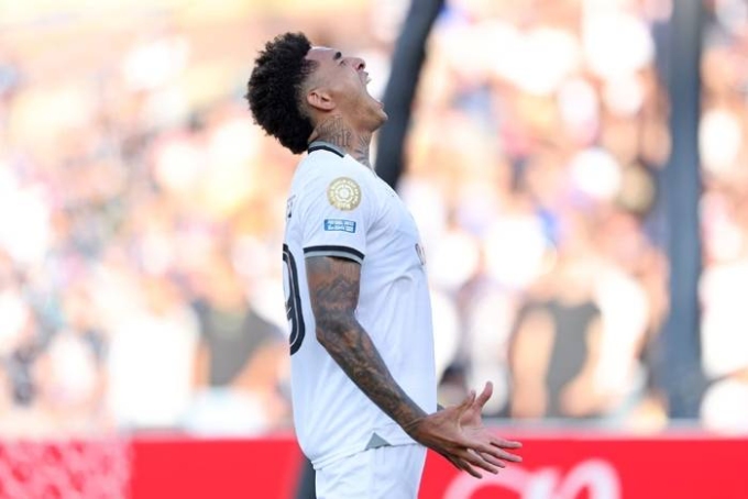 Jesus mừng bàn trong trận Botafogo 1-0 PSG sáng 20/6. Ảnh: BFR