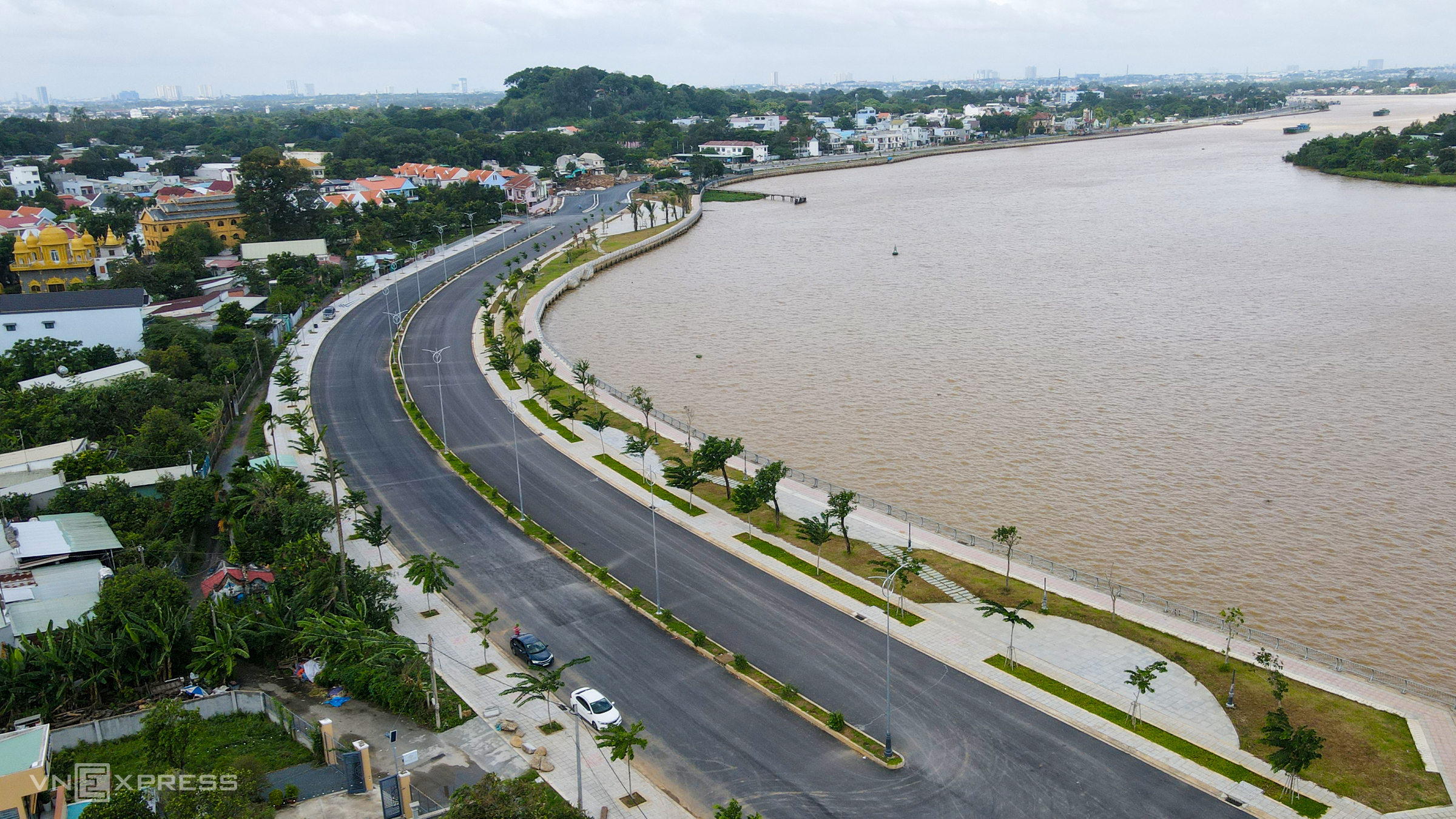 Tuyến đường ven sông Đồng Nai