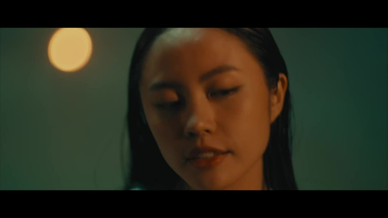 Cảnh Tấm múa bên ao sen