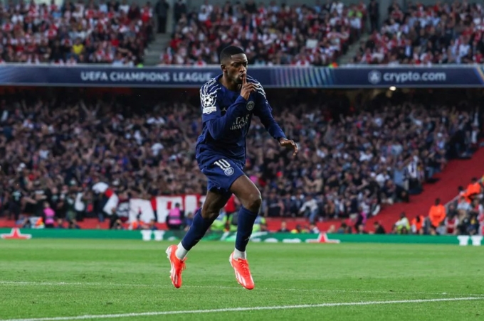 Dembele ăn mừng trong trận PSG thắng Arsenal 1-0 ở lượt đi bán kết Champions League trên sân Emirates, London, Anh ngày 29/4. Ảnh: UEFA