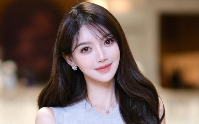 Diệp Kha, 33 tuổi, từng là người dẫn chương trình truyền hình.