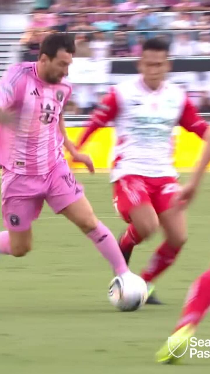 Messi chấn thương