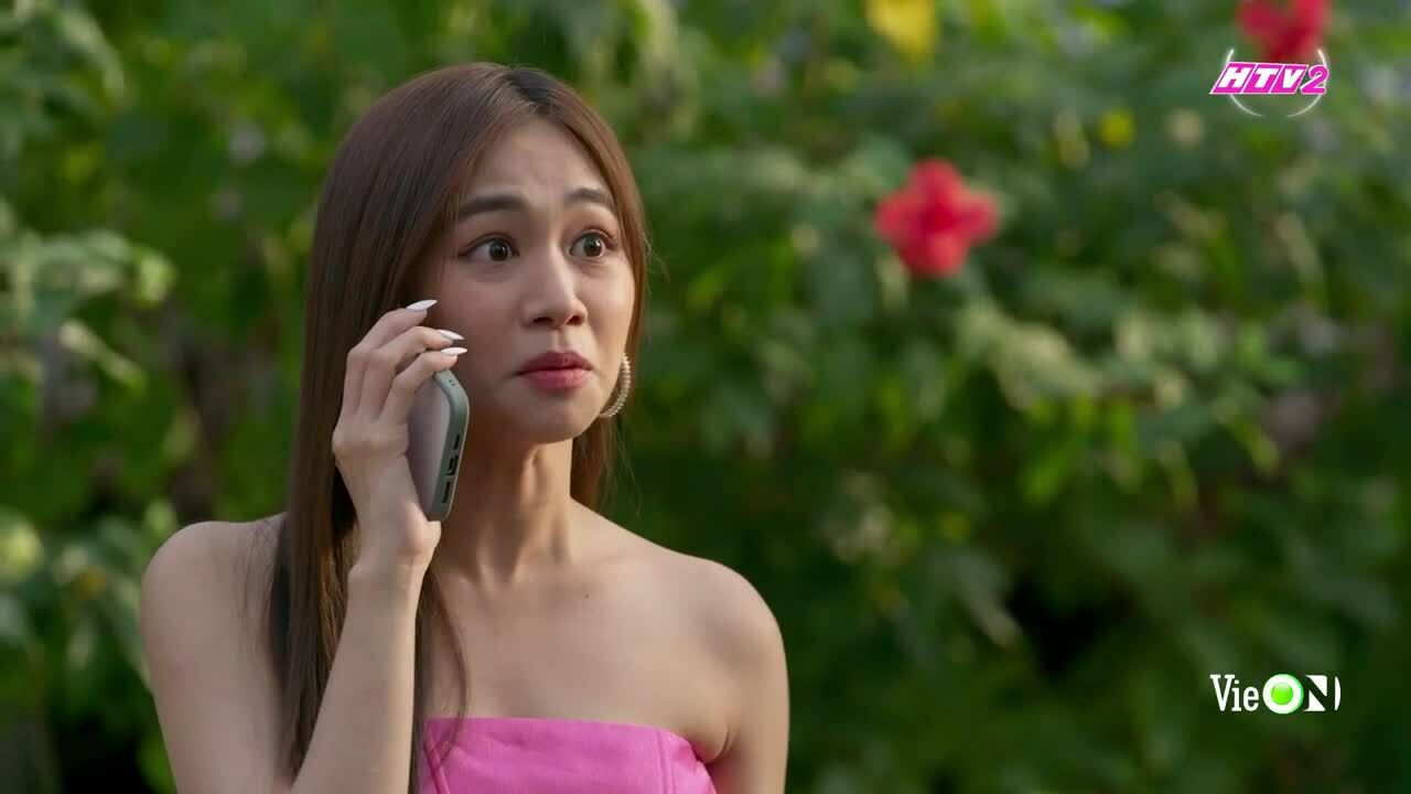 Ngân Hòa đóng cặp cùng Trần Ngọc Vàng trong phim 'Giấc mơ của mẹ' (2022)