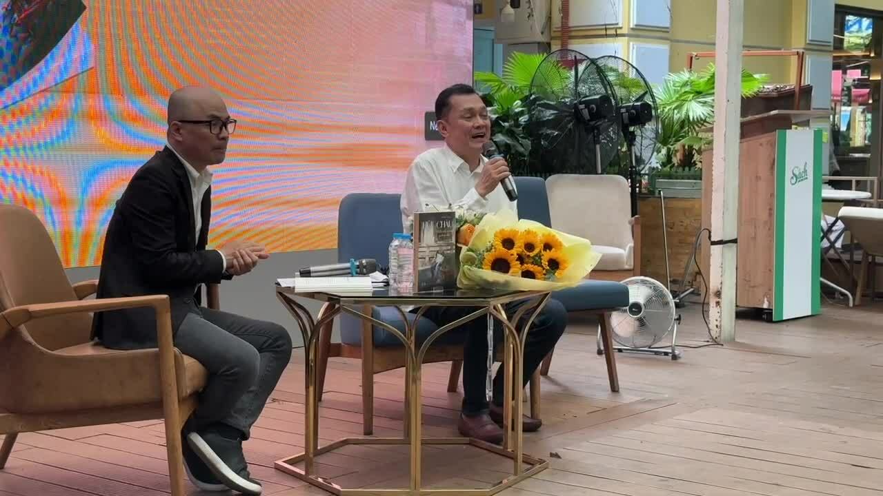 Nghệ sĩ Hữu Châu: 'Tôi biết ơn anh Thành Lộc'