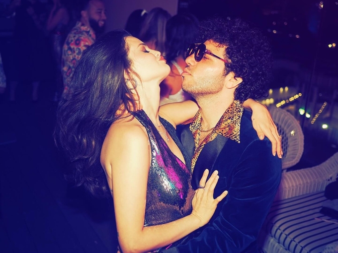Selena Gomez và chồng sắp cưới - nhạc sĩ Benny Blanco. Ảnh: Instagram/ Selena Gomez