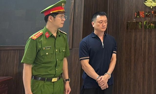 Nguyễn Văn Vi bị bắt. Ảnh: Lam Sơn
