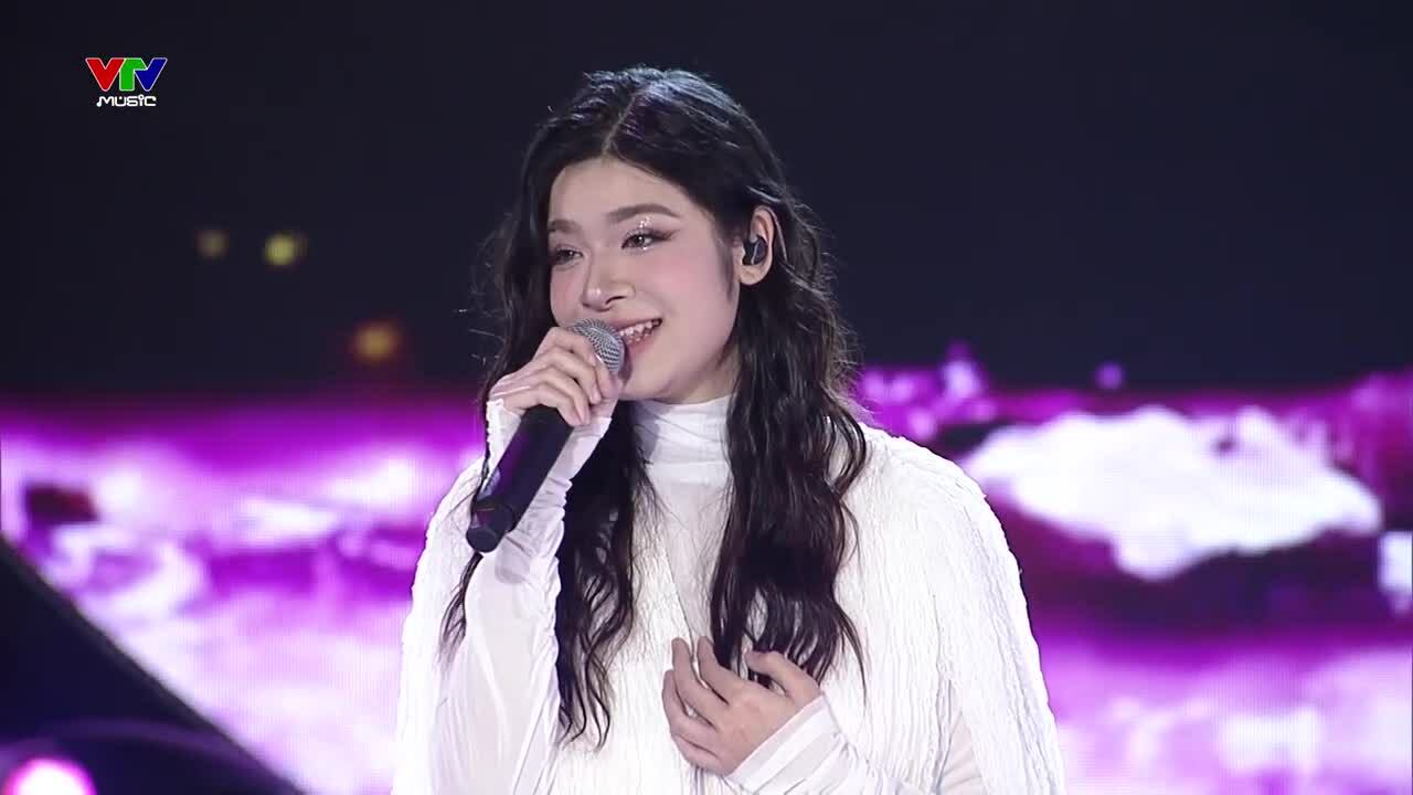 Võ Hoài Anh hát 'Ước mơ của mẹ'