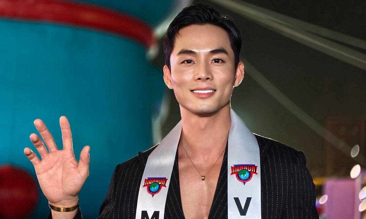 Vũ Linh nhận sash từ Manhunt International 2025