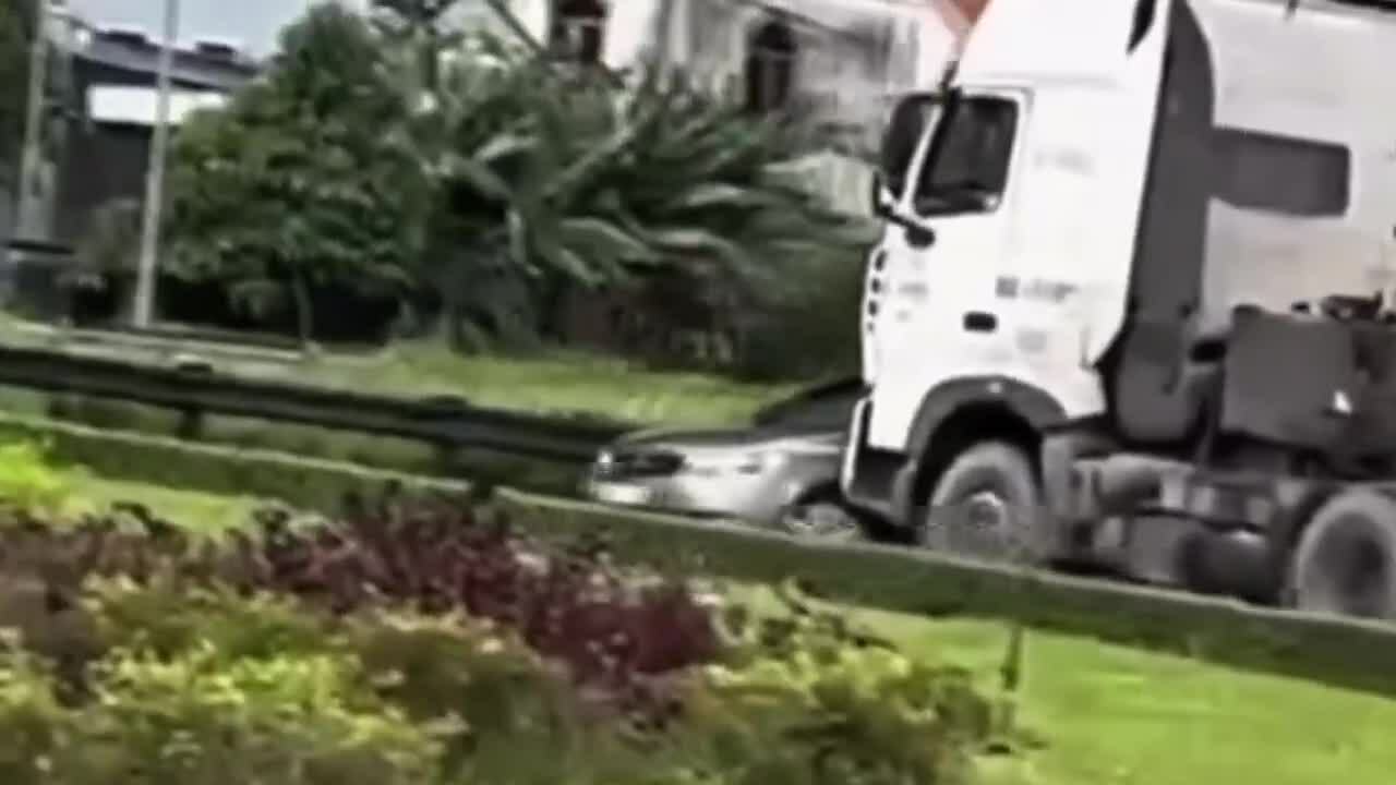 Tai nạn giao thông tại nút giao cao tốc TP HCM